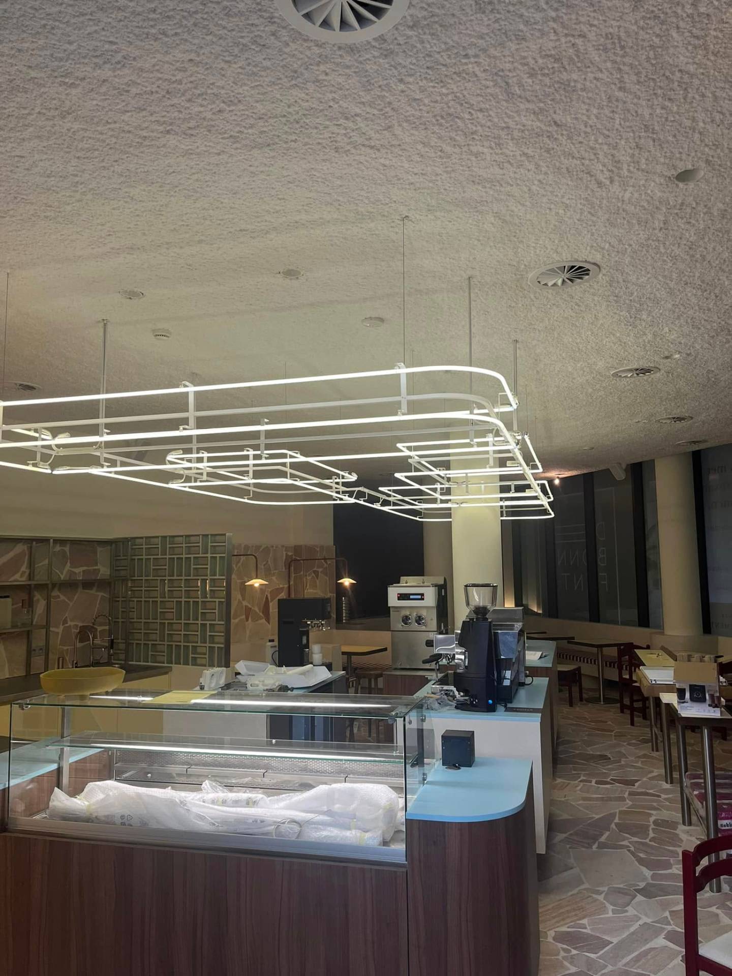 Ventilatiesysteem voor nieuwe koffiebar - foto 2